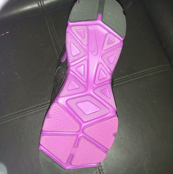 Shoes - Picture 2 of 2